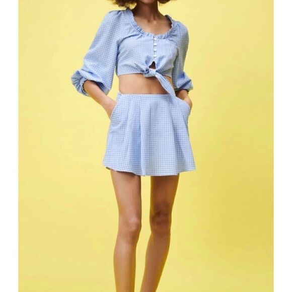 Zara Blue Gingnam Crop Top button
Down Balloon Sleeve and bottoms size M - Picture 7 of 13